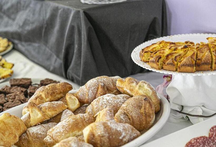 בית מלון כפרי Royal Inn