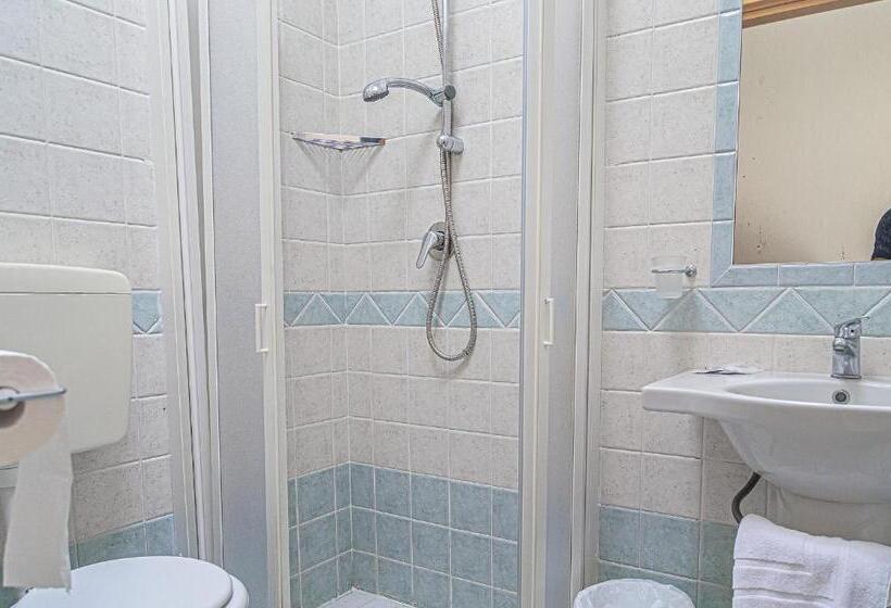 בית מלון כפרי Royal Inn