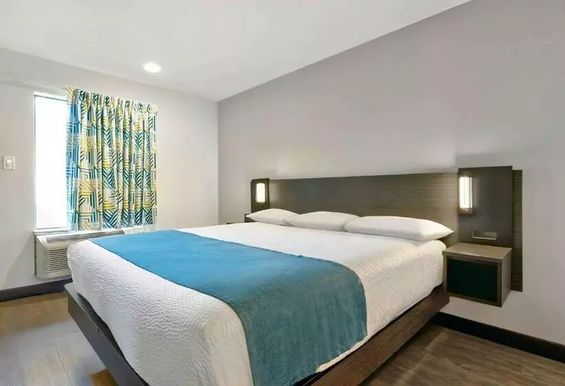 Hotelli Studio 6 Waco Downtown Baylor