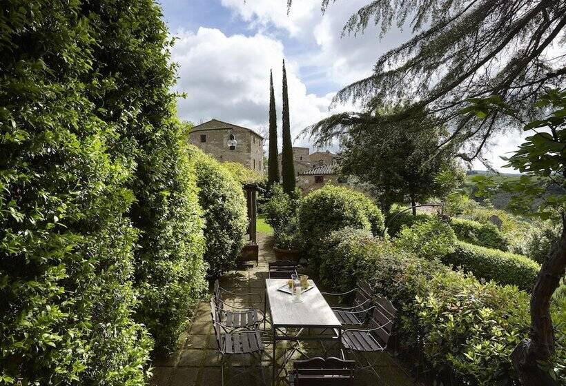 Резиденция Borgo Lucignanello Bandini