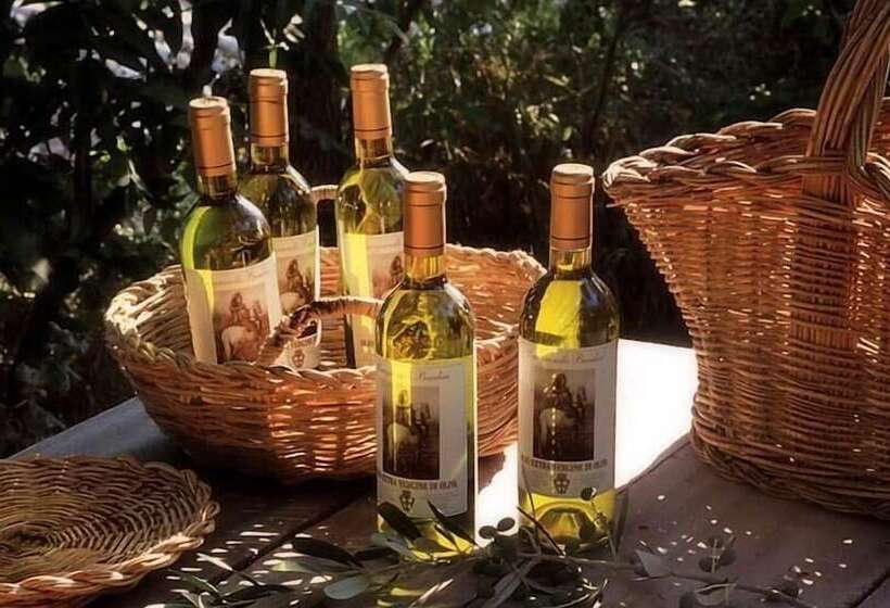 Резиденция Borgo Lucignanello Bandini