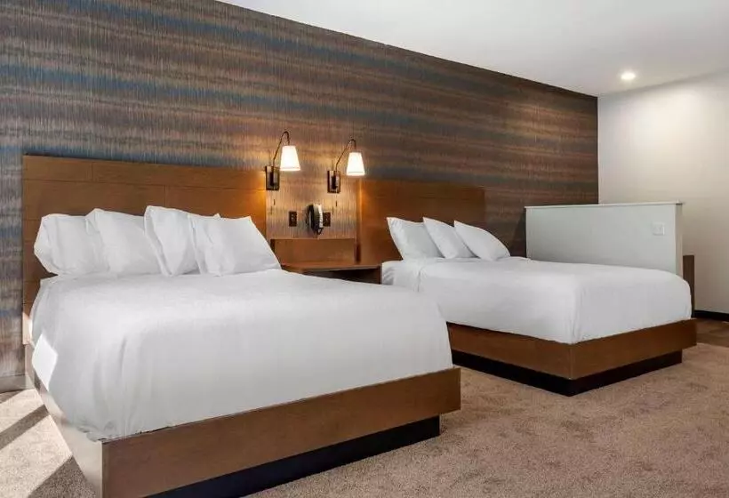 The Cranberry, Ascend Hotel Collection
