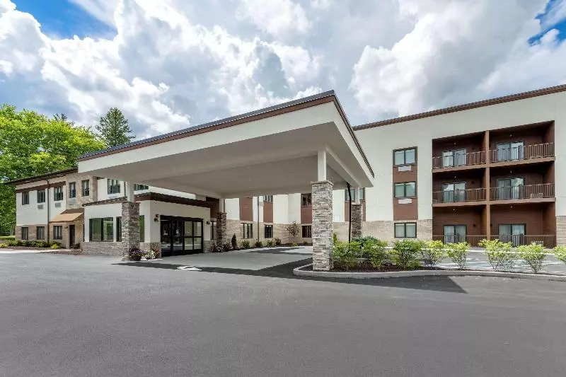 The Cranberry, Ascend Hotel Collection