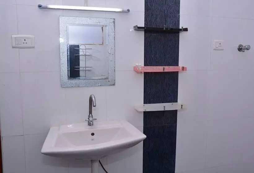 تختخواب و صبحانه Vaani Villa By Royal Stay