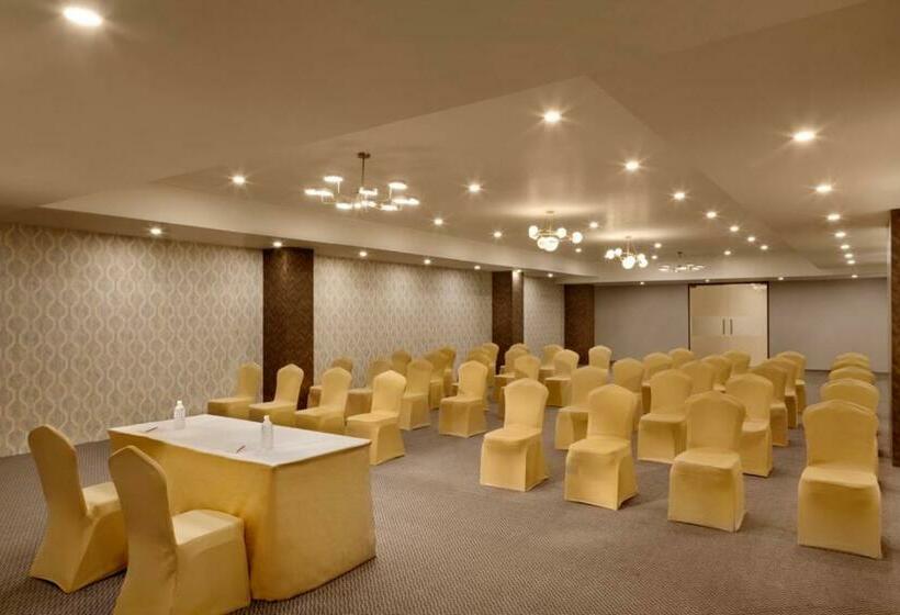 Click Hotel Jaipur, Raja Park