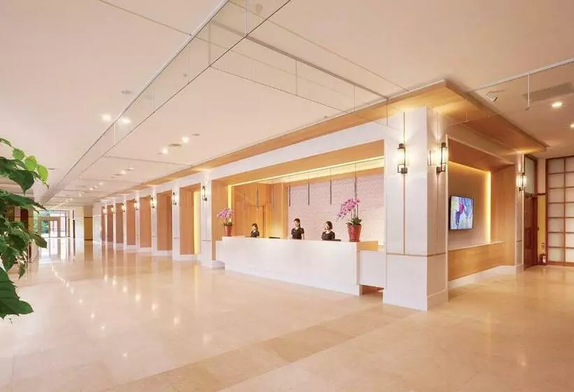 هتل Aspire Resort