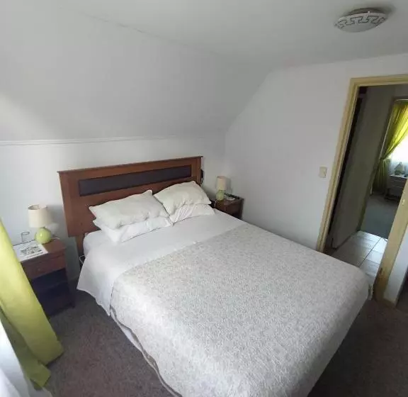پانسیون Hostal Alcala