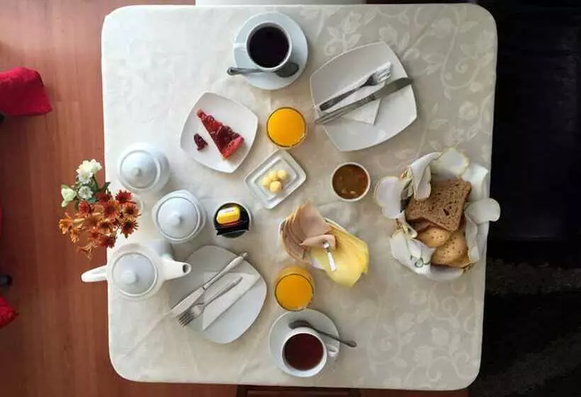 پانسیون Hostal Alcala