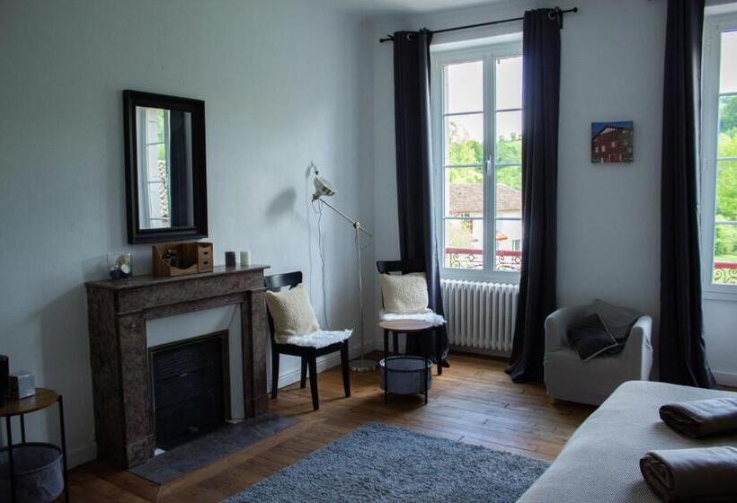 פנסיון Maison Graciateguy