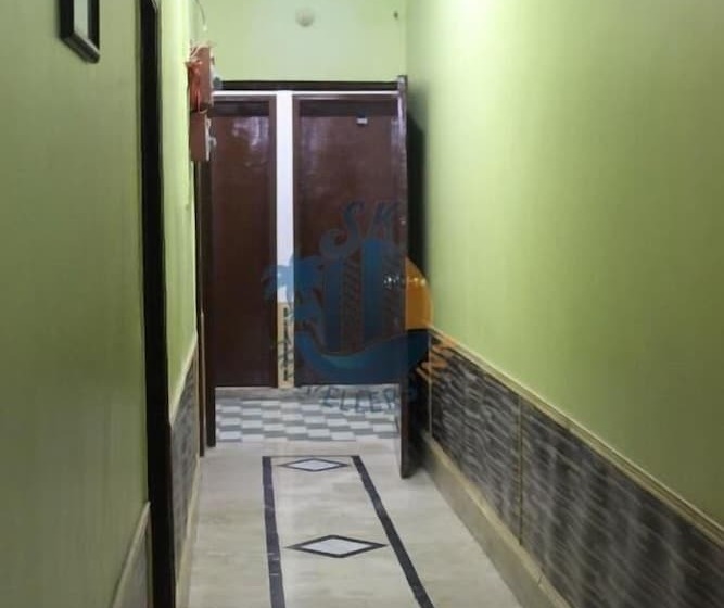 هاستل Sk Travellers Inn