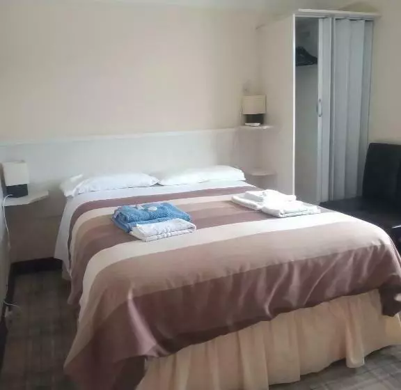 Belleville Bed And Breakfast