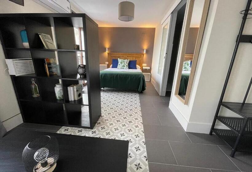 Casa Paseo Del Sauce