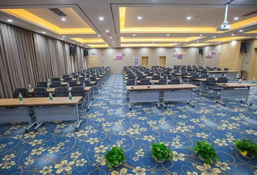 ホテル Lavande ·harbin Engineering University Ship