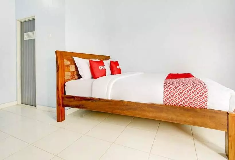 ホテル Oyo 3982 Azka Homestay Syariah