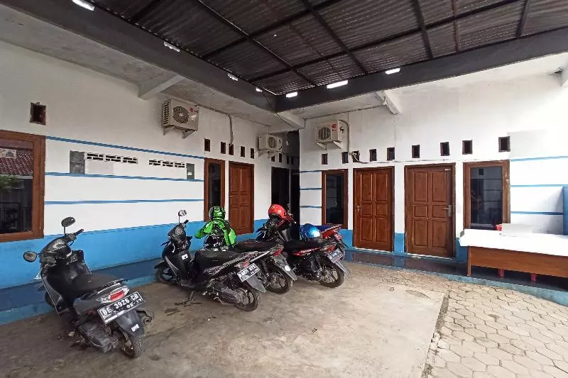 ホテル Oyo 3994 Wisma Amalia