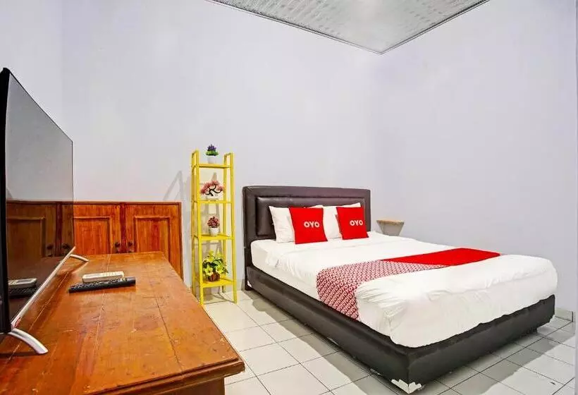 ホテル Oyo 3994 Wisma Amalia