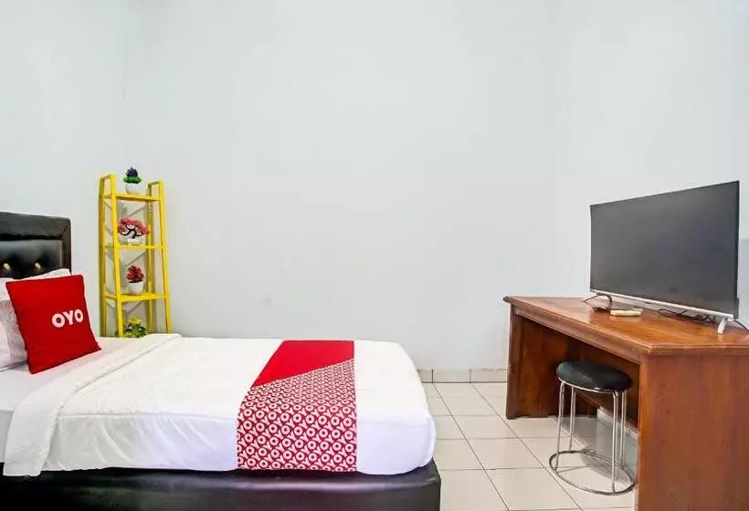 ホテル Oyo 3994 Wisma Amalia