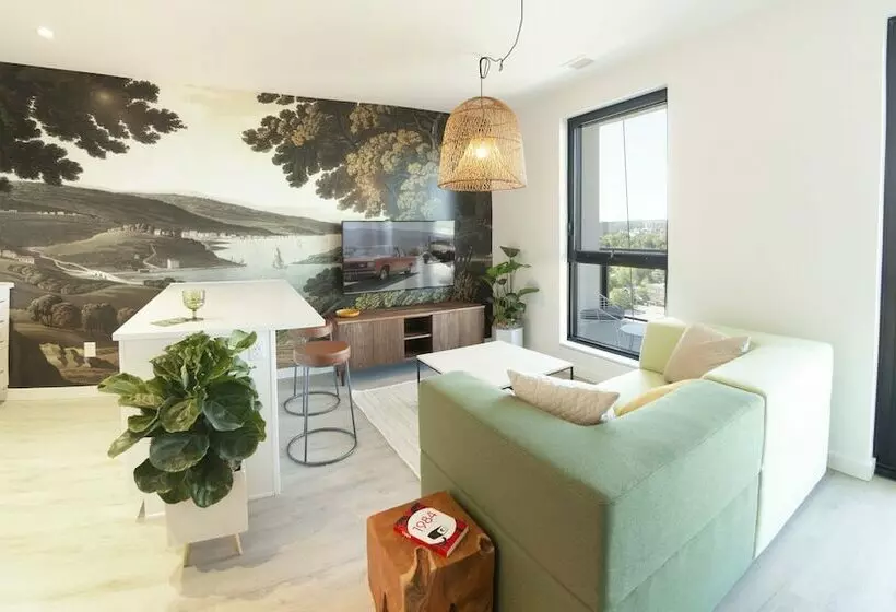 هتل The Laundry Rooms   Waterloo