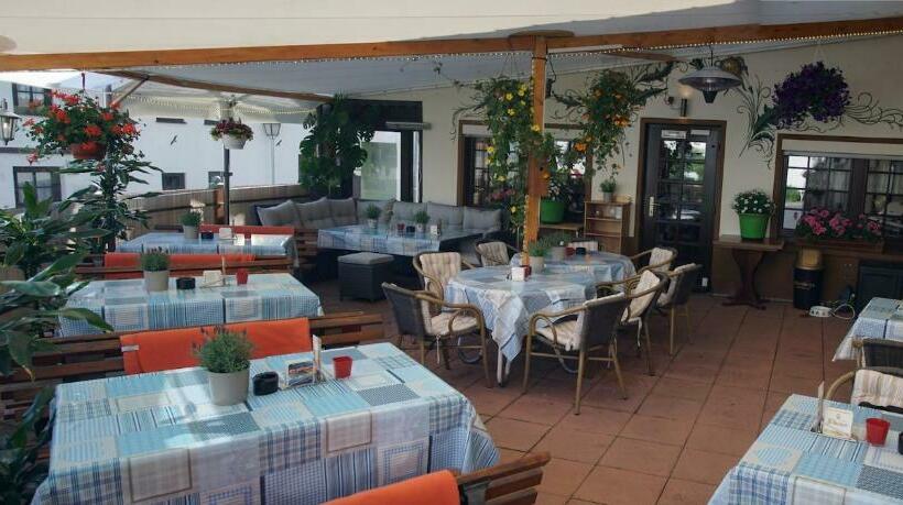 酒店 & Restaurant Zum Deutschen Haus