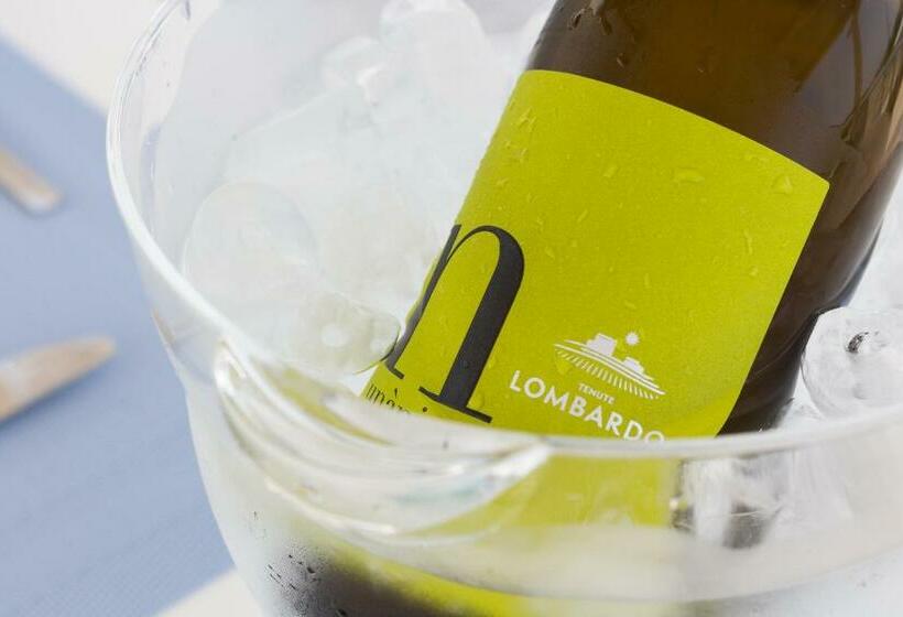 פנסיון Terrazze Naos