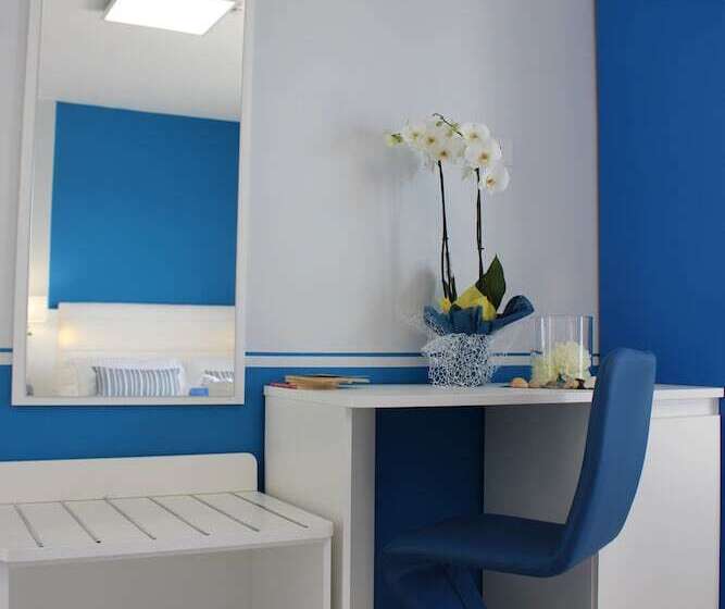 פנסיון Terrazze Naos