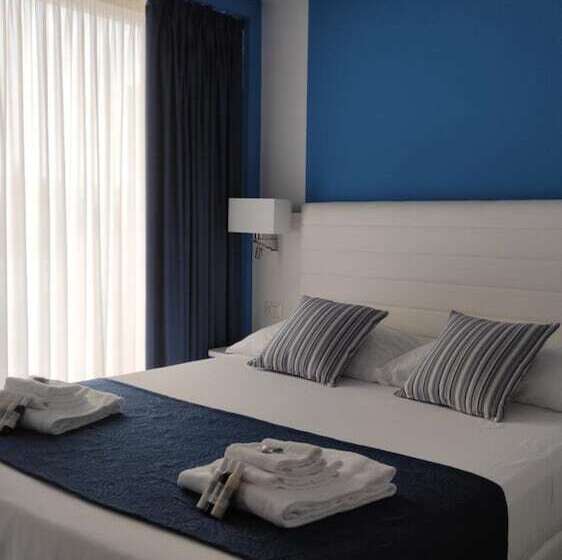 פנסיון Terrazze Naos