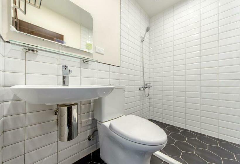 هاستل The Lin Inn