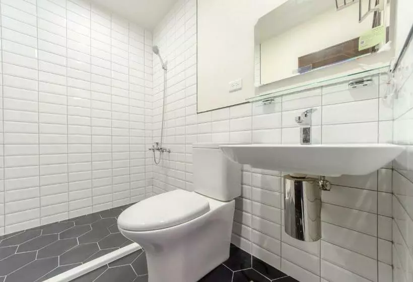 هاستل The Lin Inn