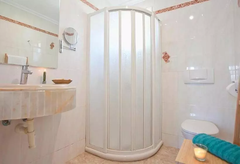 Bungalow Playa D Or, 2