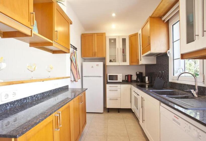 Bungalow Playa D Or, 2