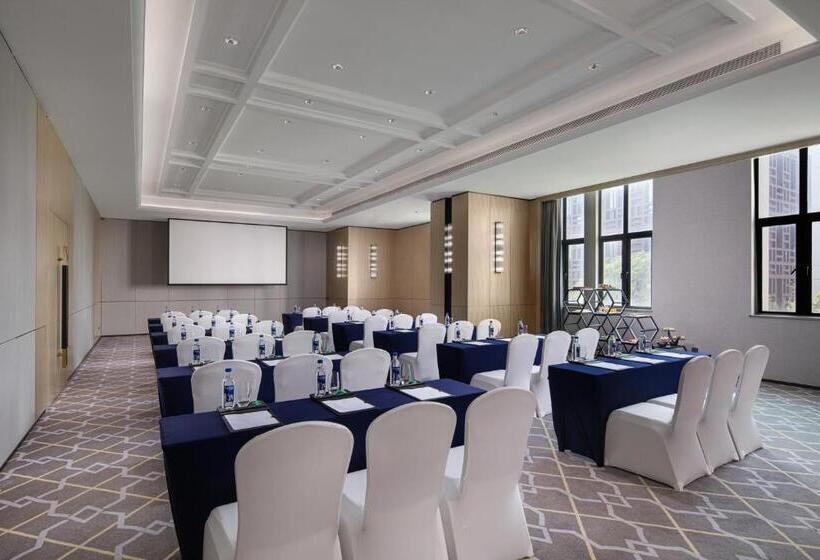 C&d Hotel,xiamen Xiang An Late Check Out & Free Welcome Snacks