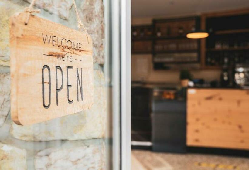 בית מלון כפרי Aurora