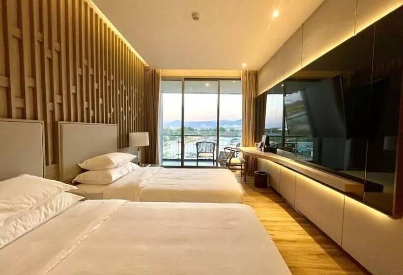 Hotelli Symphony Of The Sea