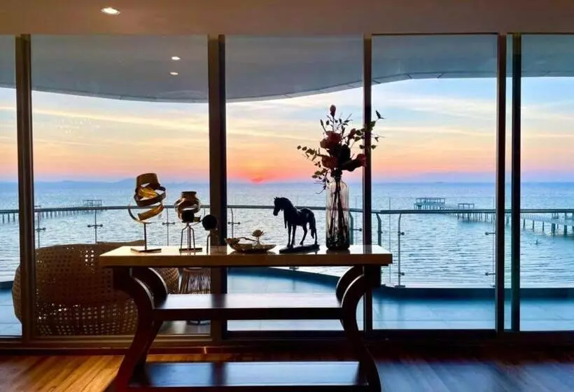 Hotelli Symphony Of The Sea