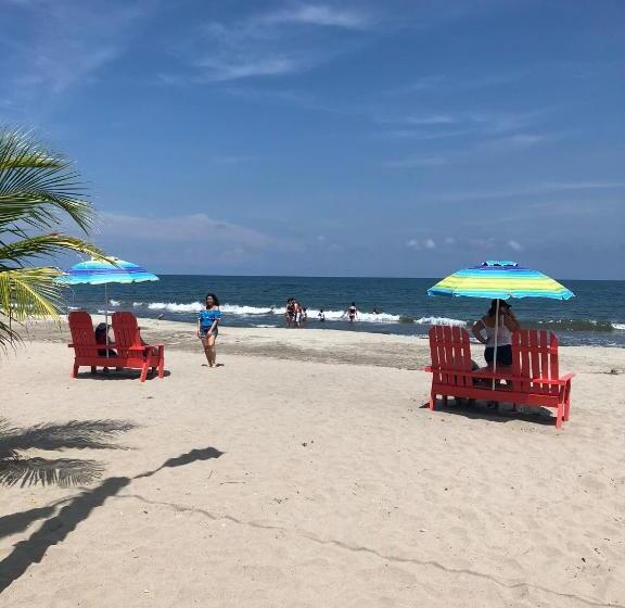 هتل Viña Del Mar Omoa