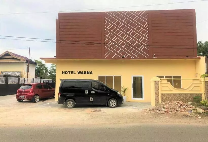 Hotelli Reddoorz Near Gedung Kesenian Palopo