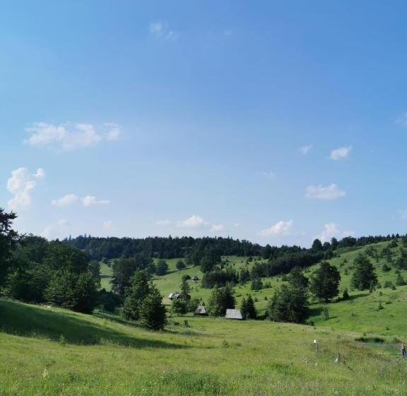 هتل Čarobni Breg