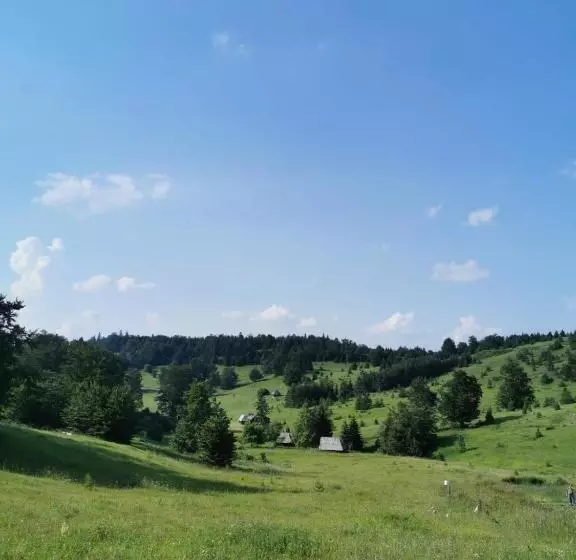 هتل Čarobni Breg