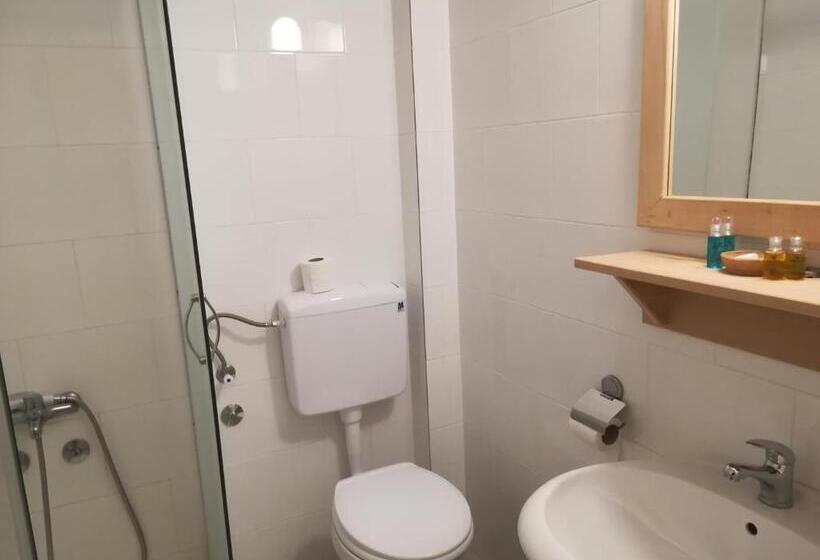 هتل Čarobni Breg