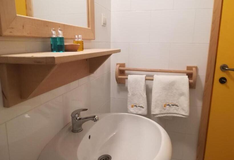 هتل Čarobni Breg