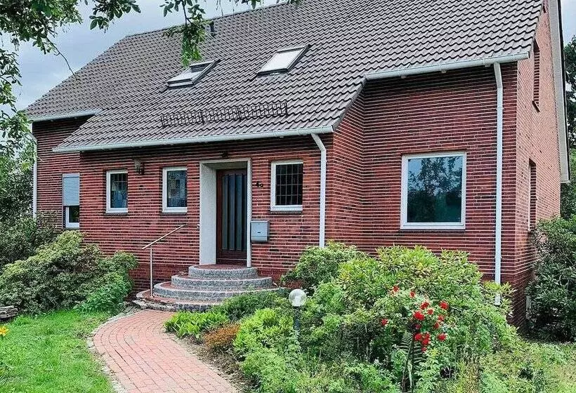 Hotelli Fahrhaus Kirschenland