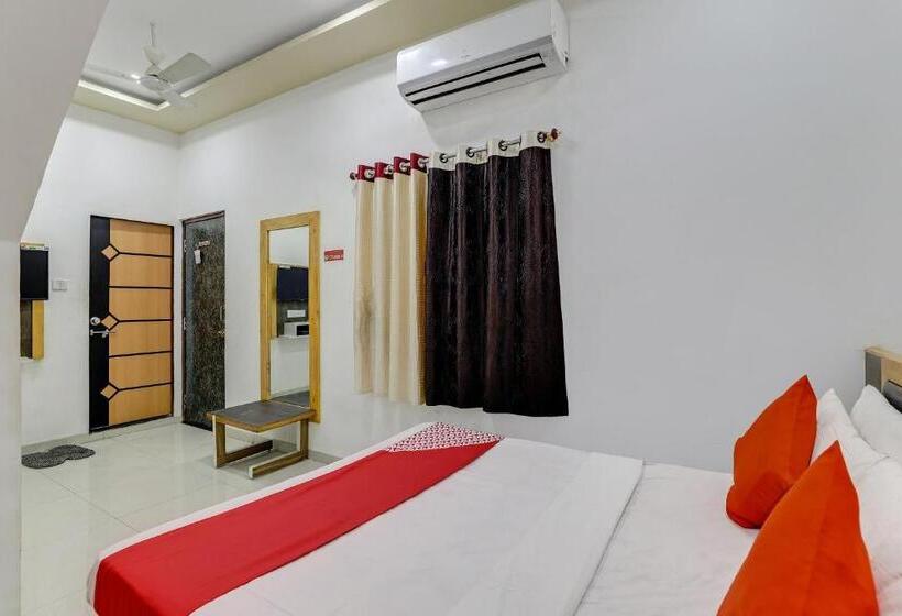 هتل Oyo 71089 Aagman