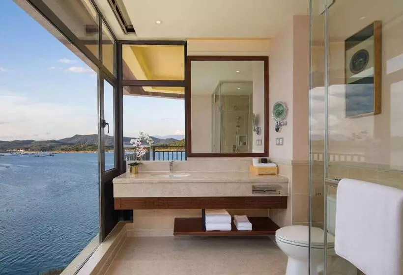 Hotelli Ramada By Wyndham Chenzhou Dongjiang Lake