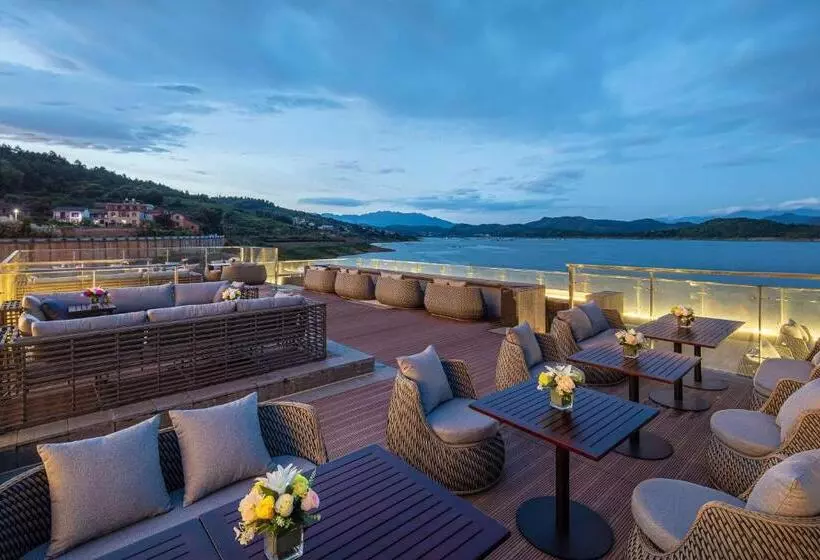 Hotelli Ramada By Wyndham Chenzhou Dongjiang Lake