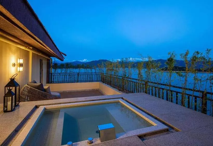 Hotelli Ramada By Wyndham Chenzhou Dongjiang Lake