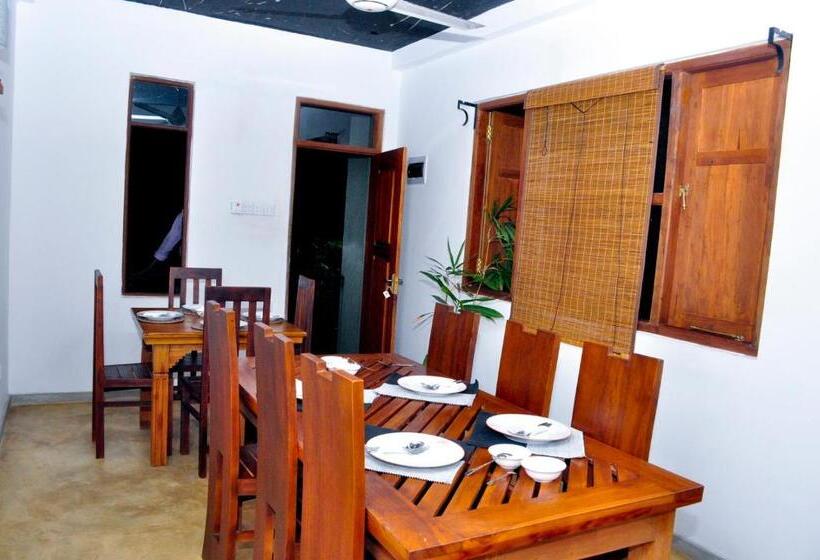 فندق Super King Star Holiday Resort