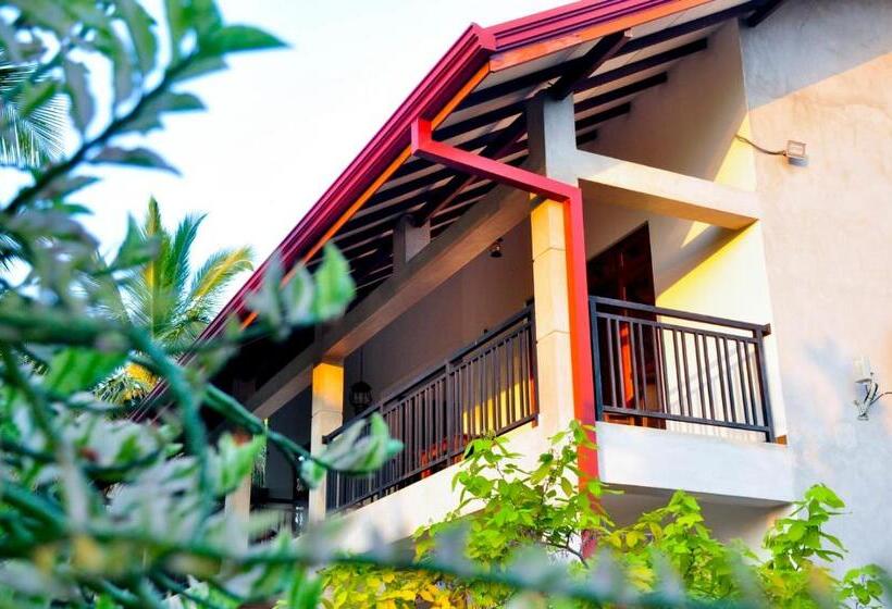 فندق Super King Star Holiday Resort