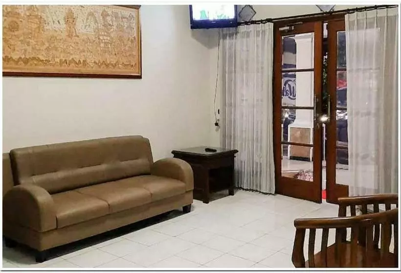 Pension Koolkost @ Raya Manyar