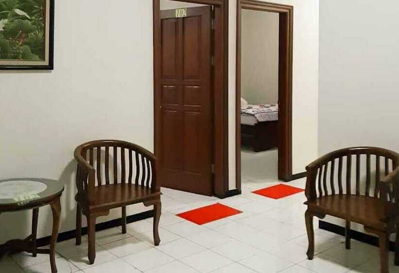 Пансион Koolkost @ Raya Manyar