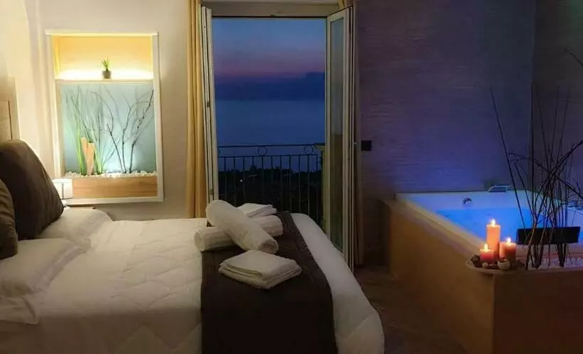 ペンション Le Suite Di Pizzo Luxury Rooms & Spa